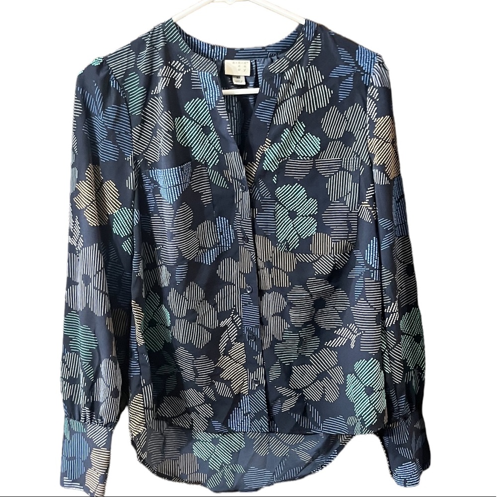 3/$30🖤 A New Day Button Down Floral Top Size XS
